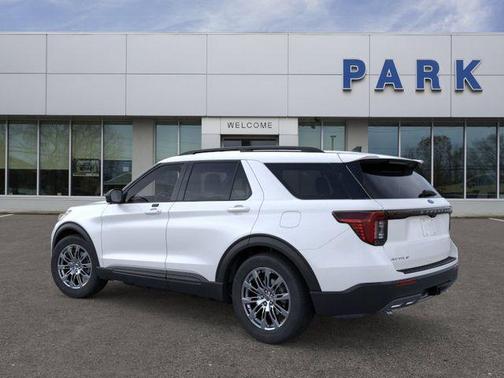 Star White Metallic Tri-Coat 2026 Ford Explorer Active