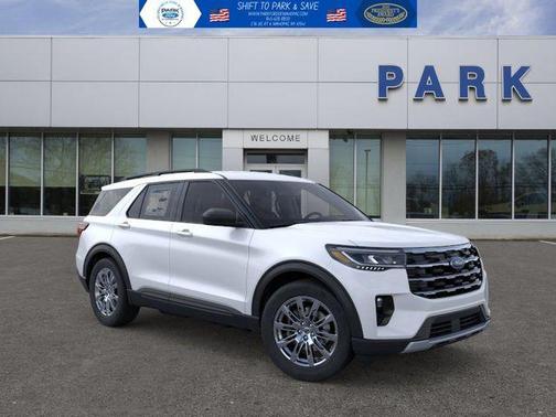 Star White Metallic Tri-Coat 2026 Ford Explorer Active