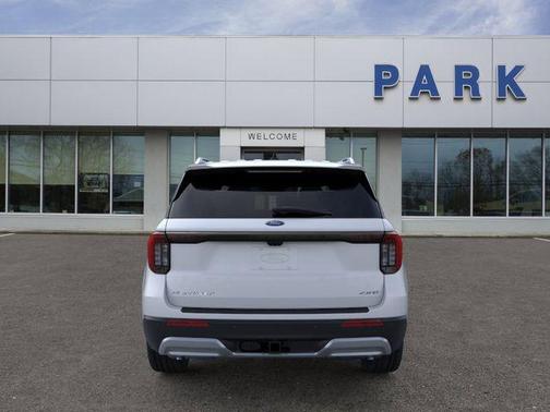Space White Metallic 2026 Ford Explorer Platinum
