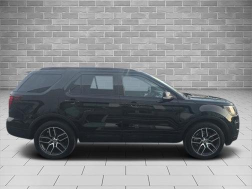 SHADOW BLACK 2018 Ford Explorer SPORT