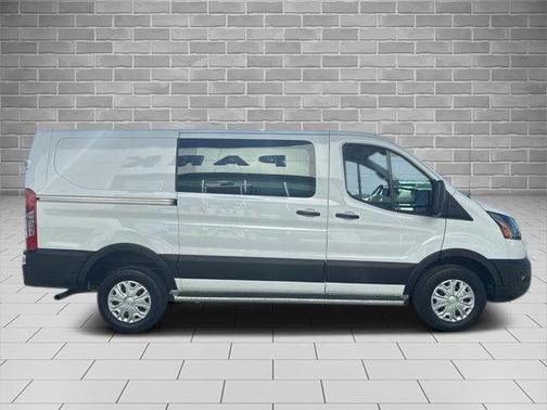Oxford White 2024 Ford Transit-250 Base