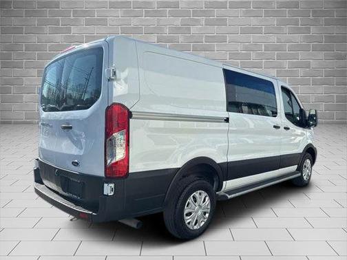 Oxford White 2024 Ford Transit-250 Base