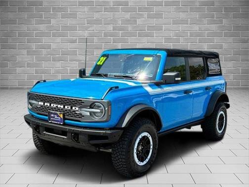 CYBER ORANGE MET TRI-COAT 2021 Ford Bronco BADLANDS