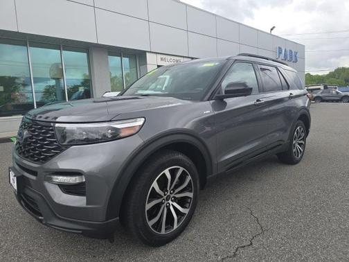 2022 Ford Explorer ST-Line