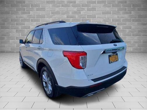 STAR WHITE MET TRI-COAT 2023 Ford Explorer XLT
