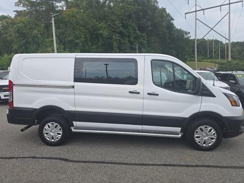 2023 Ford Transit-250 BASE