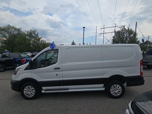 2023 Ford Transit-250 BASE