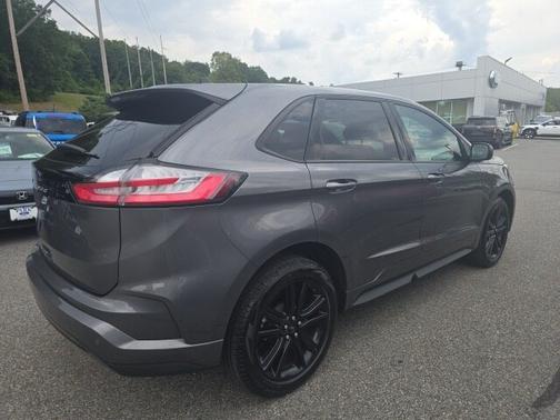 2022 Ford Edge ST LINE