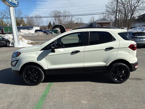 2022 Ford EcoSport SES