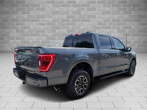 CARBONIZED GRAY METALLIC 2023 Ford F-150 XLT
