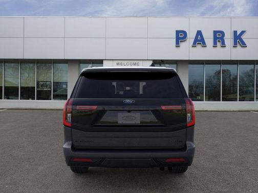 Dark Matter Gray Metallic 2026 Ford Expedition Max Platinum