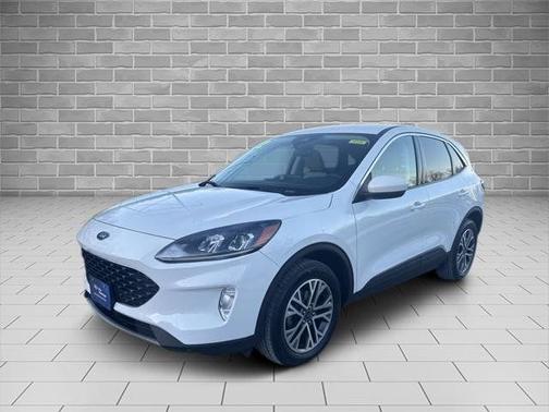 STAR WHITE METALLIC TRI-COA 2022 Ford Escape SEL