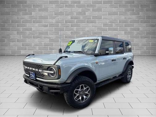 CACTUS GRAY 2022 Ford Bronco BADLANDS
