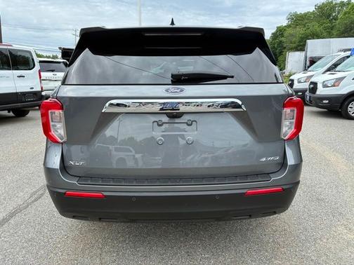 CARBONIZED GRAY METALLIC 2023 Ford Explorer XLT