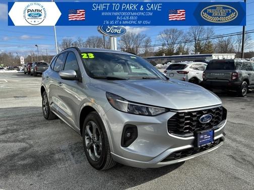 2023 Ford Escape ST-LINE SELECT