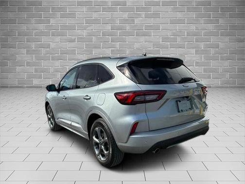 ICONIC SILVER METALLIC 2023 Ford Escape ST-LINE SELECT