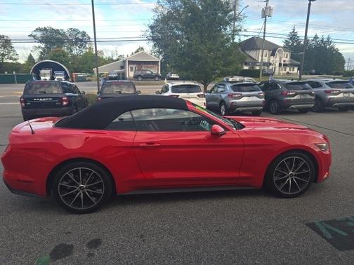 2017 Ford Mustang ECOBOOST PREMIUM