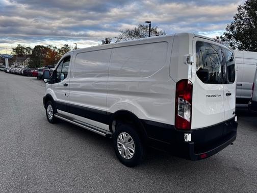 2024 Ford Transit-250 BASE