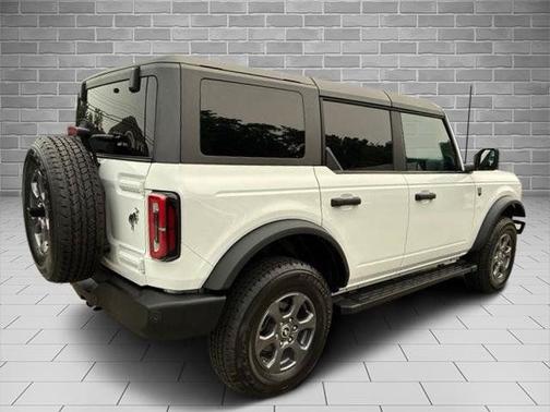 OXFORD WHITE 2023 Ford Bronco BIG BEND