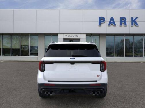 Star White Metallic Tri-Coat 2026 Ford Explorer ST