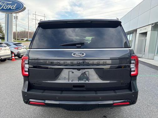 Dark Matter Gray Metallic 2024 Ford Expedition Max Limited