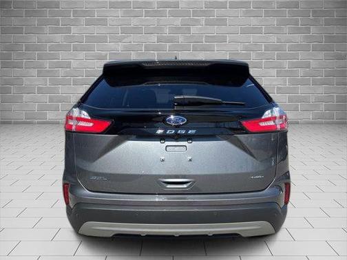 Carbonized Gray Metallic 2022 Ford Edge SEL