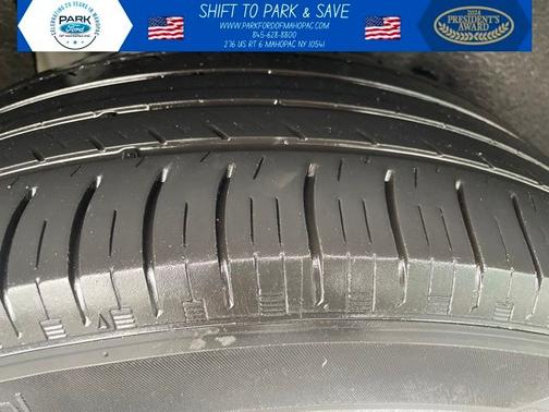 CARBONIZED GRAY METALLIC 2023 Ford Explorer XLT