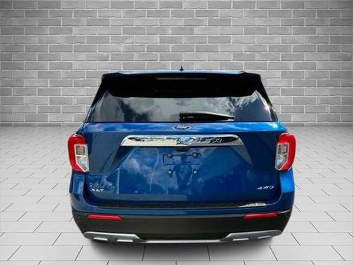 ATLAS BLUE METALLIC 2023 Ford Explorer XLT