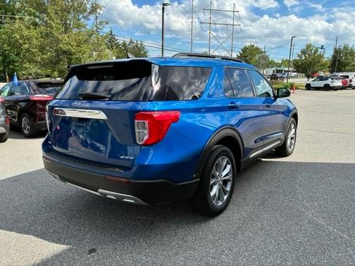 ATLAS BLUE METALLIC 2023 Ford Explorer XLT