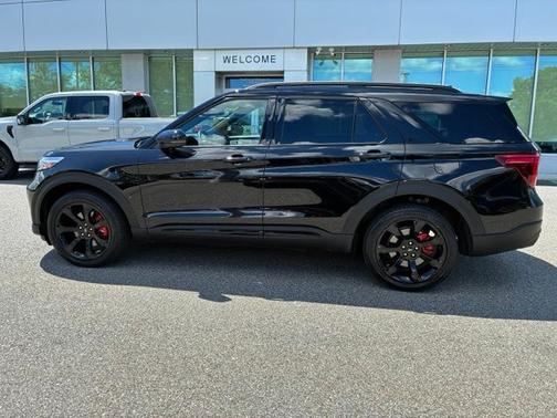 AGATE BLACK METALLIC 2023 Ford Explorer ST