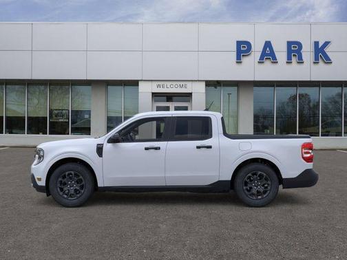 Space White Metallic 2026 Ford Maverick XLT