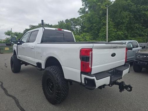 2024 Ford F-350 XLT