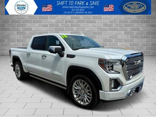 White Frost Tri-Coat 2019 GMC Sierra 1500 DENALI