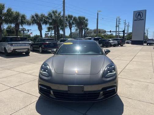 2018 Porsche Panamera Sport Turismo 4S