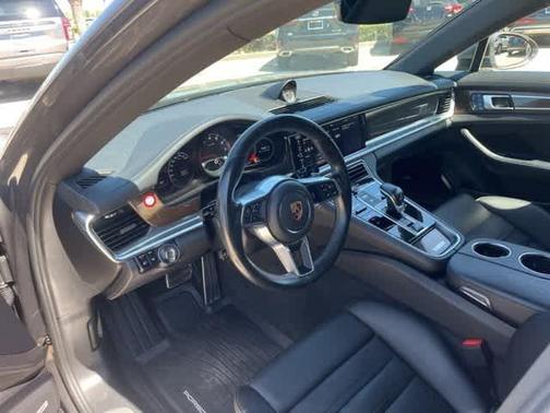 2018 Porsche Panamera Sport Turismo 4S