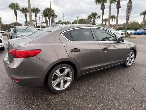 2014 Acura ILX 2.0L w/Premium Package