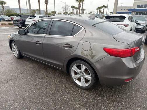 2014 Acura ILX 2.0L w/Premium Package