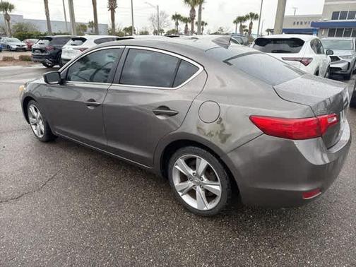 2014 Acura ILX 2.0L w/Premium Package