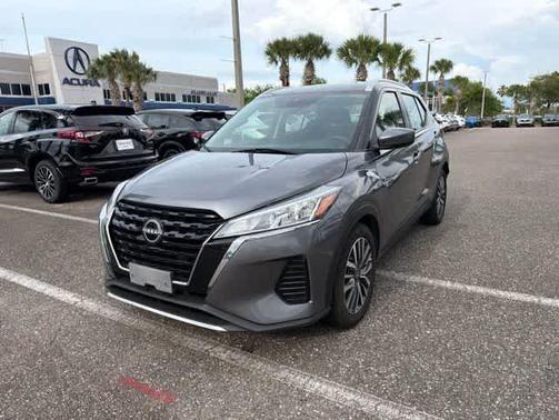 Gun Metallic 2023 Nissan Kicks SV