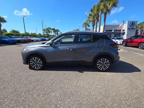 Gun Metallic 2023 Nissan Kicks SV