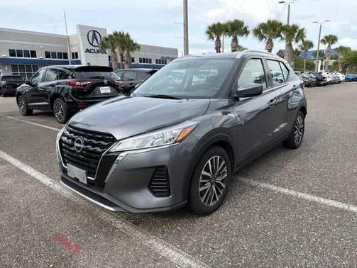 Gun Metallic 2023 Nissan Kicks SV
