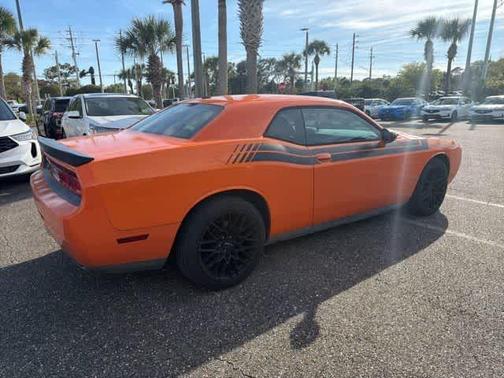 2012 Dodge Challenger SXT