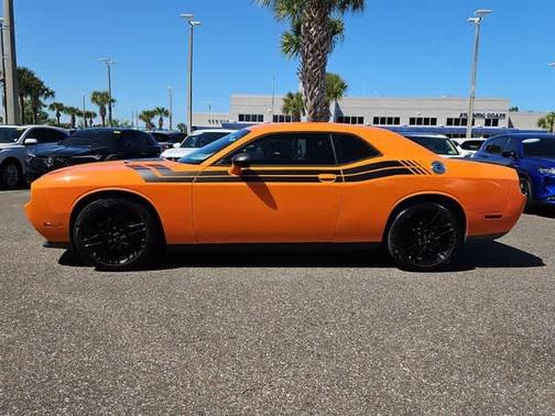 2012 Dodge Challenger SXT
