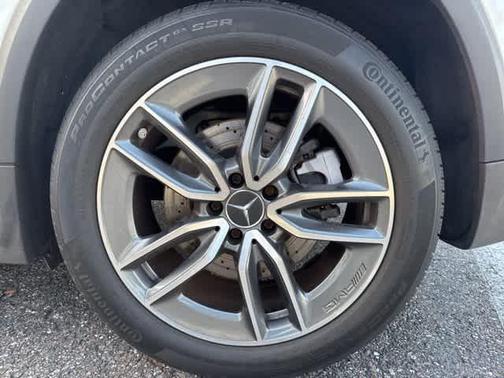 2021 Mercedes-Benz AMG GLA 35 Base