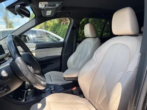 2017 BMW X1 sDrive28i