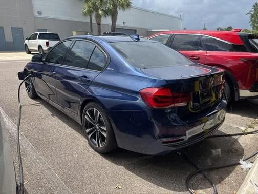 2018 BMW 330e iPerformance