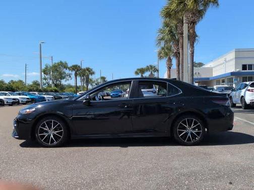 Black 2021 Toyota Camry SE