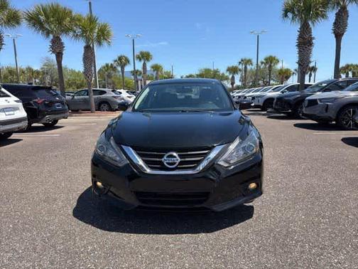 Black 2018 Nissan Altima 2.5 SL