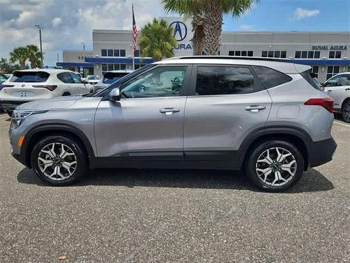 2022 Kia Seltos EX
