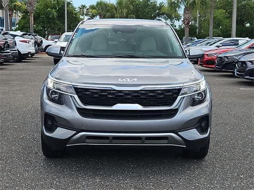 2022 Kia Seltos EX